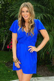 th_86896_celebrity_paradise.com_TheElder_CarmenElectra2011_03_22_lunchwithhermanagerinBeverlyHills5_122_189lo.jpg